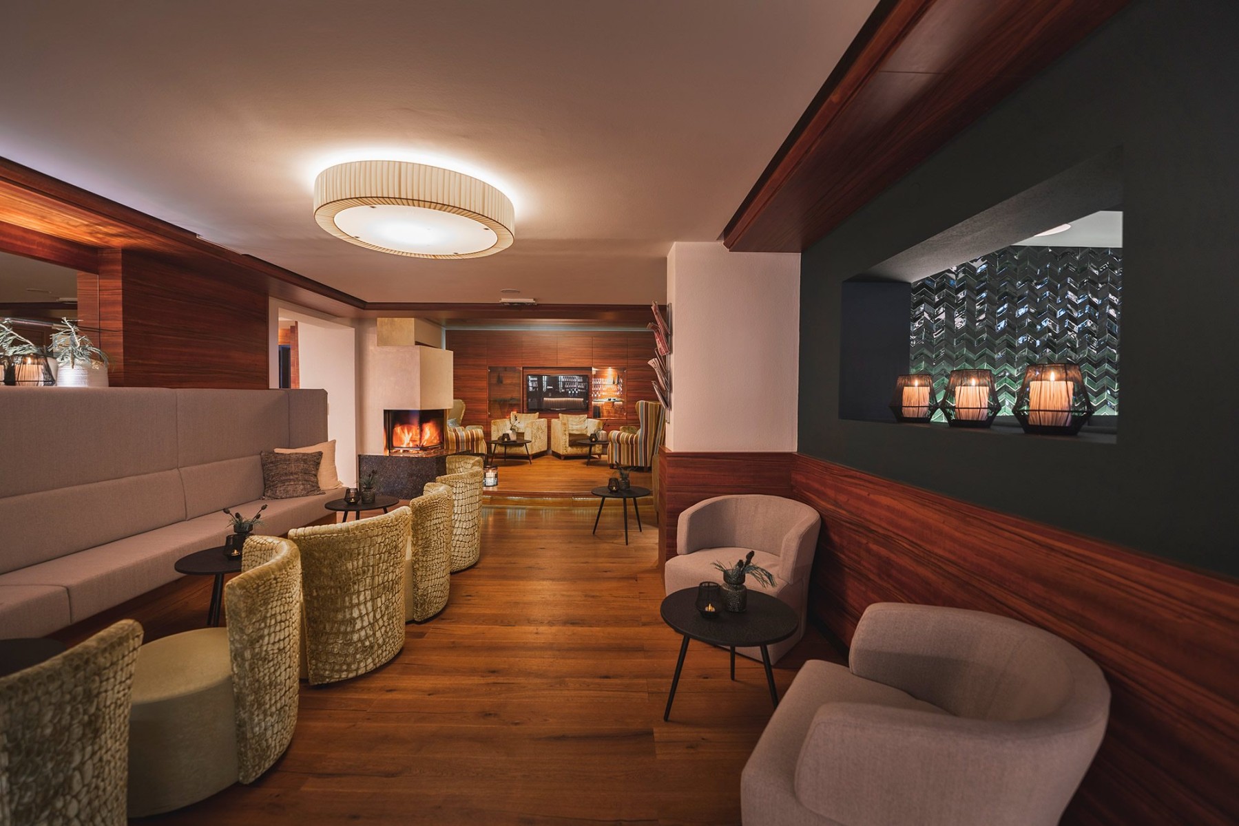 Hotel-Bar und Lobby